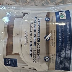 Cooling Comforter - White
